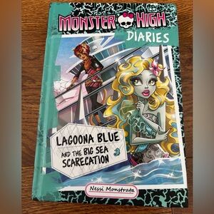 Monster High Diaries Lagoona Blue and the Big Sea Scarecation hardback book